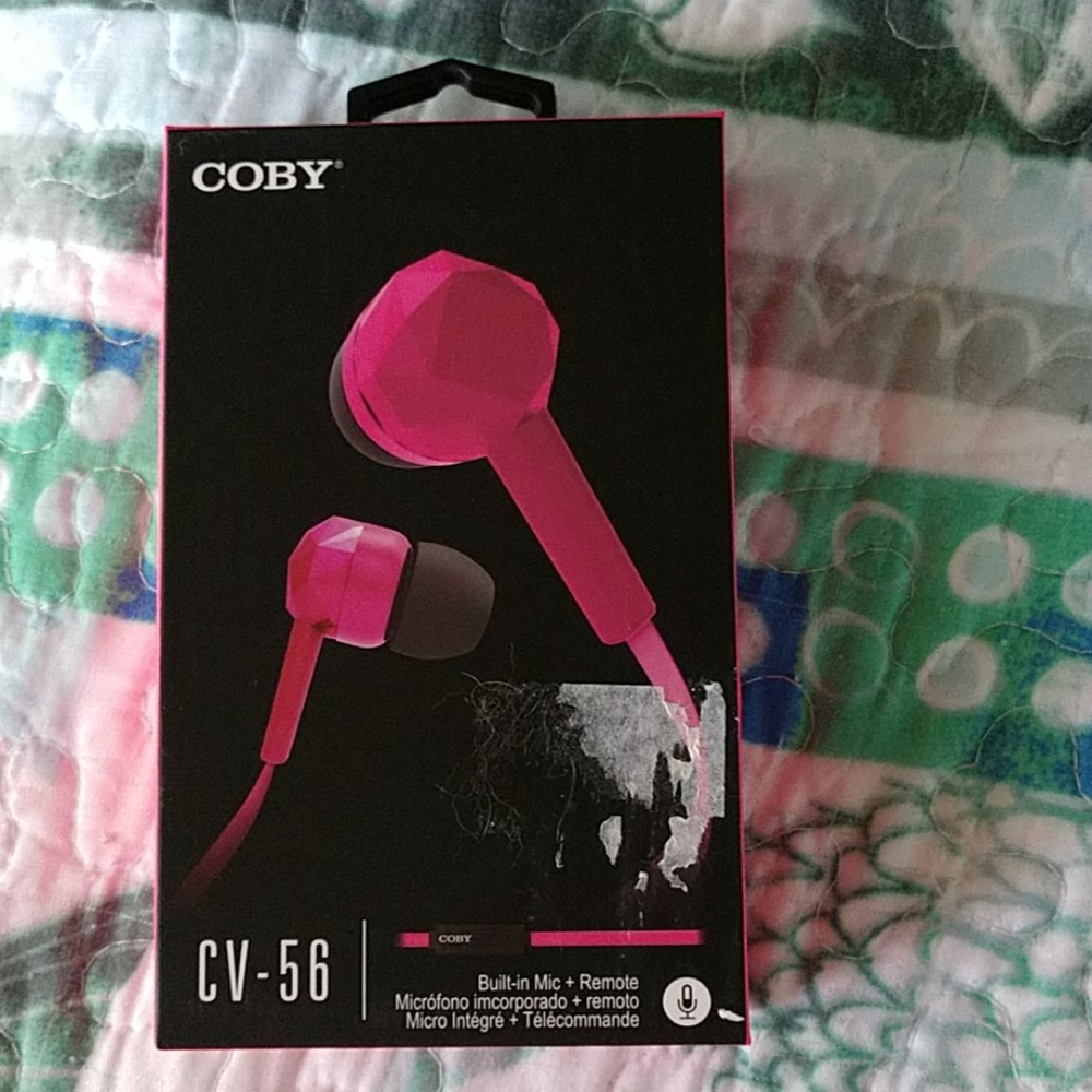 Coby Pink Earbuds NWOT/ NIB